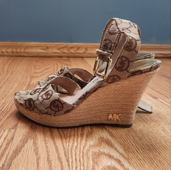 Michael Kors kami ankle strap - Picture 3 of 7